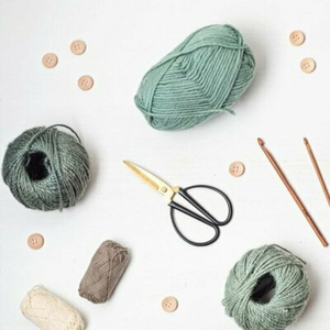 Illustration Ateliers couture et tricot pour adultes