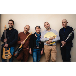 Illustration Bigger Step | Le Caveau de la Michodière