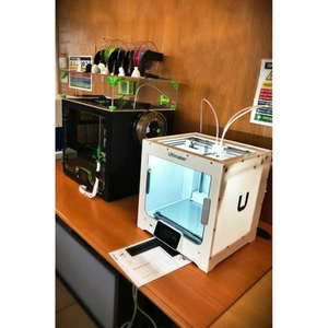 Illustration Crée un objet et imprime le en
3D : Objet 3D illuminé