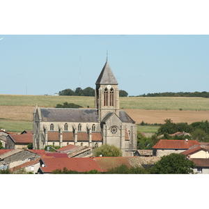 Illustration Découverte d'une église édifiée il y a 750 ans et de ses vitraux