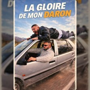 Illustration Enzo Tarantini dans La Gloire de mon Daron - Le Solo, Paris