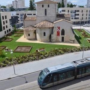 Illustration Escapade locale : Mérignac, balade entre architecture et vignes