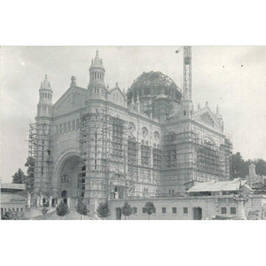 Illustration Expo photo "Basilique Sainte-Thérèse : Images d’un chantier d’exception"