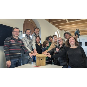 Illustration Fabriquez un nichoir à mésanges avec Nos Deux Mains