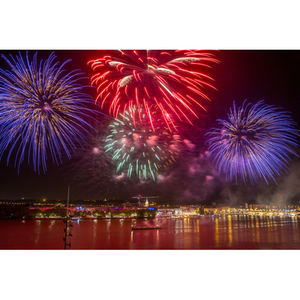 Illustration Feu d'artifice du 14 juillet à Bordeaux