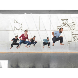 Illustration Handle with care*