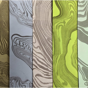 Illustration Initiez-vous à l’art du papier marbré japonais, le suminagashi