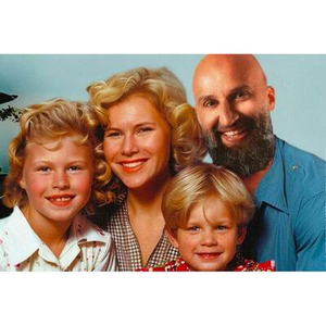 Illustration JASON BROKERSS