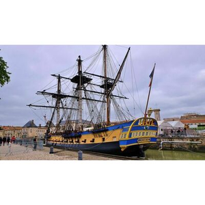 Illustration L'Hermione de passage à Bordeaux