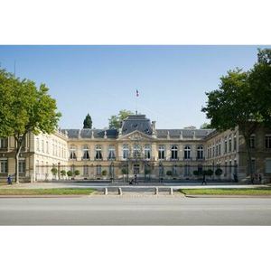 Illustration La Préfecture, palais présidentiel sous la IIIe République