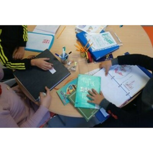 Illustration Les devoirs en famille