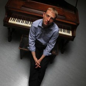 Illustration Noah Haidu Trio ft. Nasheet Naits