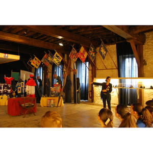 Illustration Participez à la visite d’un auditoire de 1561 et de ses cachots