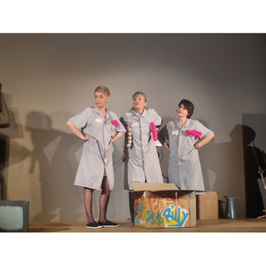 Illustration Pattes à caisses et tout à trac