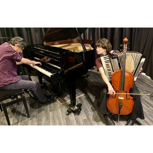 Illustration Récital dé-Piano-té ! (spectacle pianistique + théâtre, vidéo et danse)