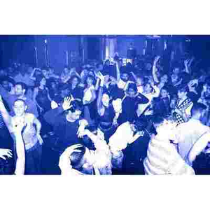 Illustration Soirée de clôture du FASSIL 2025 - spectacle d'impro (TTI), DJ set et performance whacking (Collectif WAW!)