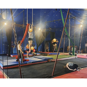 Illustration Stages cirque enfants – Vacances d'Hiver 2026