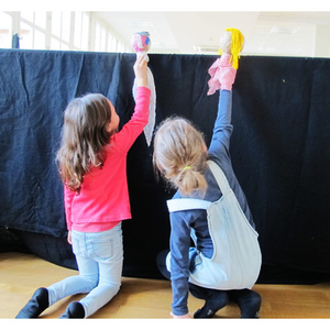 Illustration Théâtromôme, garderie artistique pendant les spectacles « Grand-peur
et misère du IIIe Reich » et « Fajar »