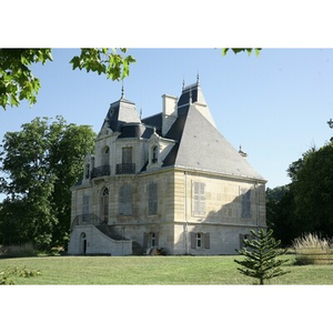 Illustration Visite des caves, de la cuisine et du parc d'une maison de maîtres de forge du XIXème siècle