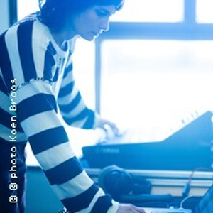 Illustration Wastories - Eva Reiter, Hannah Dübgen & HYOID Voices