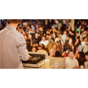 Illustration Week-end open air électro à la distillerie Moon Harbour