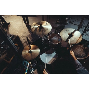 Illustration Workshop | Batterie : adapter son instrument à son jeu